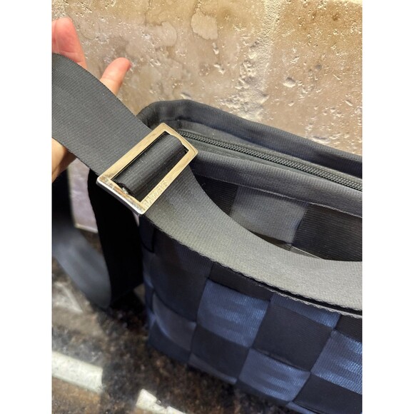 Harvey’s Original Seatbelt Executive Messenger Shoulder Bag Black EUC - Picture 3 of 11